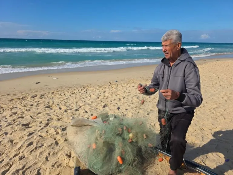 Wavuvi wa Gaza Wanahatarisha Maisha Yao Katika Bahari Ili Kupata Riziki