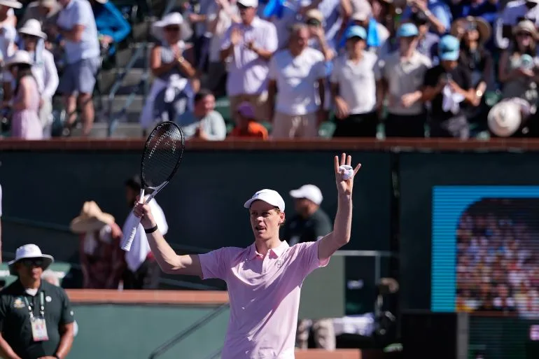 Medvedev Amemaliza Mfululizo wa Ushindi wa Alcaraz, Anafuzu kwa Fainali ya Indian Wells