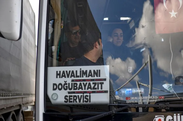 Timu ya Soka ya Wanawake ya Iran Inasherehekewa Baada ya Mzozo wa Hifadhi