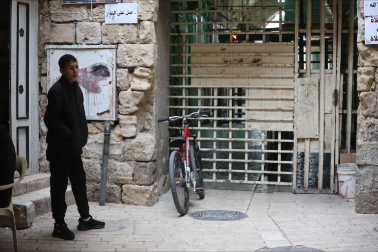 Israeli Restrictions Intensify at Ibrahimi Mosque
